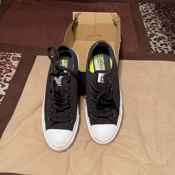 Shoes - Picture 3 of 3